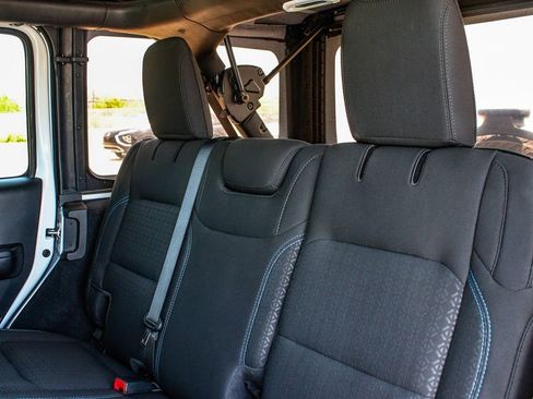 Used 2021 Jeep Wrangler Unlimited Sport AWD/4WD image 33