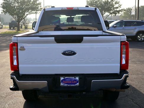 Used 2024 Ford F250 XLT w/ FX4 Off-Road Package AWD/4WD image 14