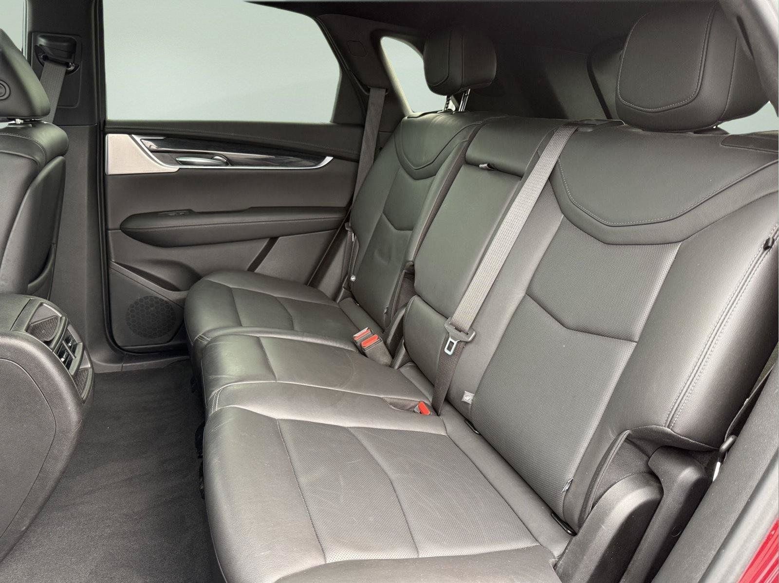 Used 2020 Cadillac XT5 Premium Luxury AWD/4WD image 20