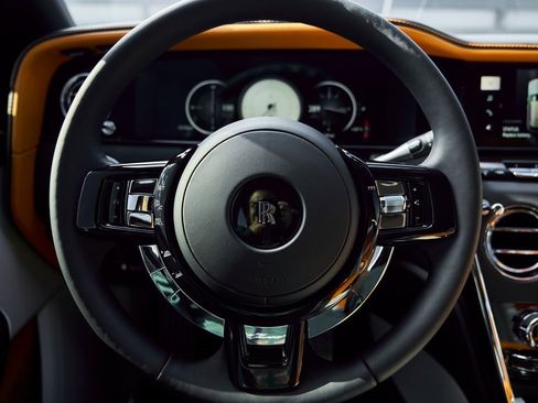 Used 2026 Rolls-Royce Cullinan image 61