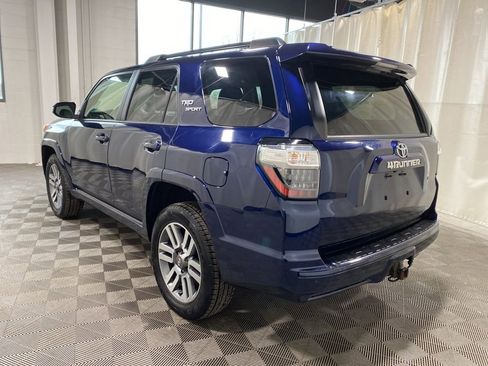 Used 2022 Toyota 4Runner TRD Sport AWD/4WD image 9