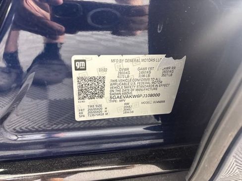 Used 2023 Buick Enclave Essence w/ Experience Buick Package AWD/4WD image 19