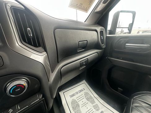 Used 2023 Chevrolet Silverado 3500 W/T image 15