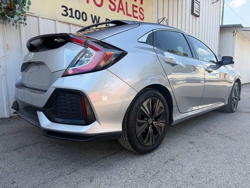 Used 2018 Honda Civic EX image 5