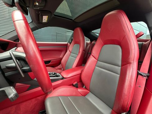 Used 2021 Porsche 911 Carrera S image 5