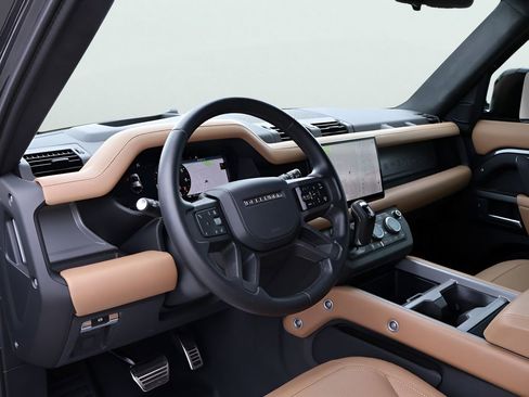 Certified 2025 Land Rover Defender 110 X AWD/4WD image 16