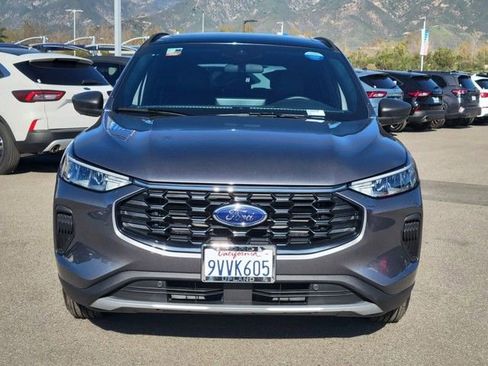 Used 2025 Ford Escape ST-Line w/ Equipment Group 301A image 8