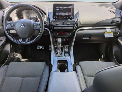 Used 2025 Mitsubishi Eclipse Cross AWD image 17