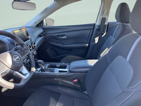 Used 2024 Nissan Sentra SV image 15