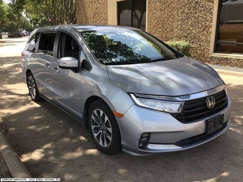 Used 2022 Honda Odyssey EX-L image 4