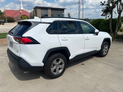 Used 2024 Toyota RAV4 XLE AWD/4WD image 13