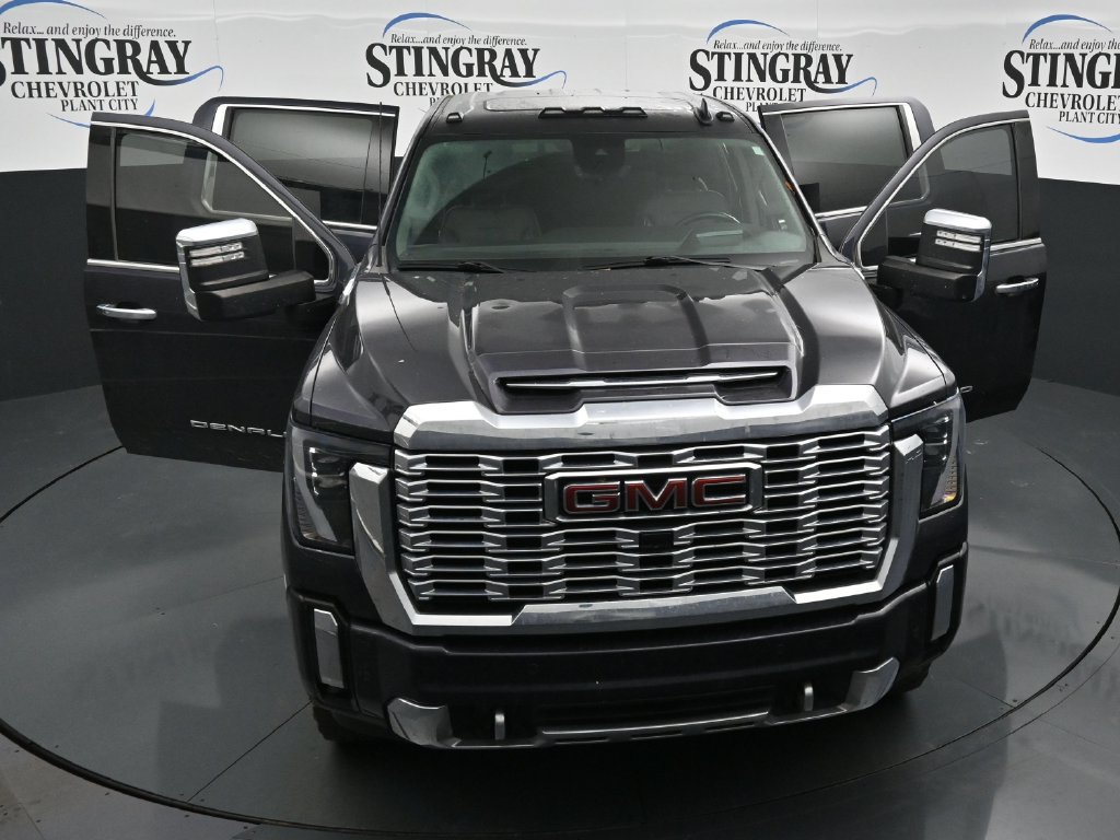 Used 2024 GMC Sierra 2500 Denali w/ Denali Reserve Package AWD/4WD image 34