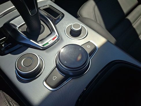 New 2026 Alfa Romeo Stelvio Sprint AWD/4WD image 19