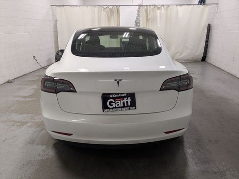 Used 2023 Tesla Model 3 Standard Range RWD image 8