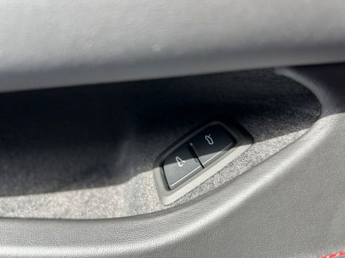 Used 2025 Chevrolet Corvette E-Ray image 46