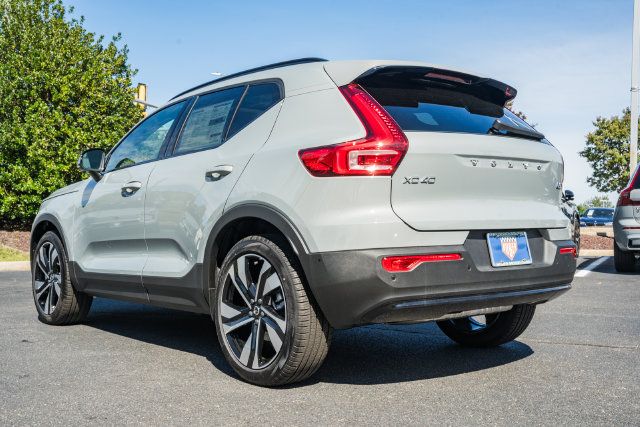 New 2026 Volvo XC40 B5 Ultra w/ Protection Package Premier AWD/4WD image 5