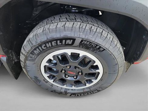 Used 2025 Toyota 4Runner 4WD image 10