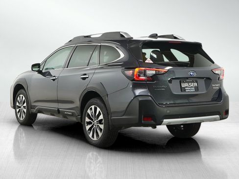 Used 2025 Subaru Outback Touring w/ Popular Package #2 AWD/4WD image 3