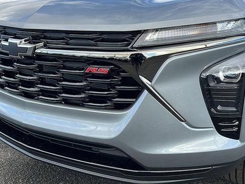 New 2026 Chevrolet Trax RS image 9