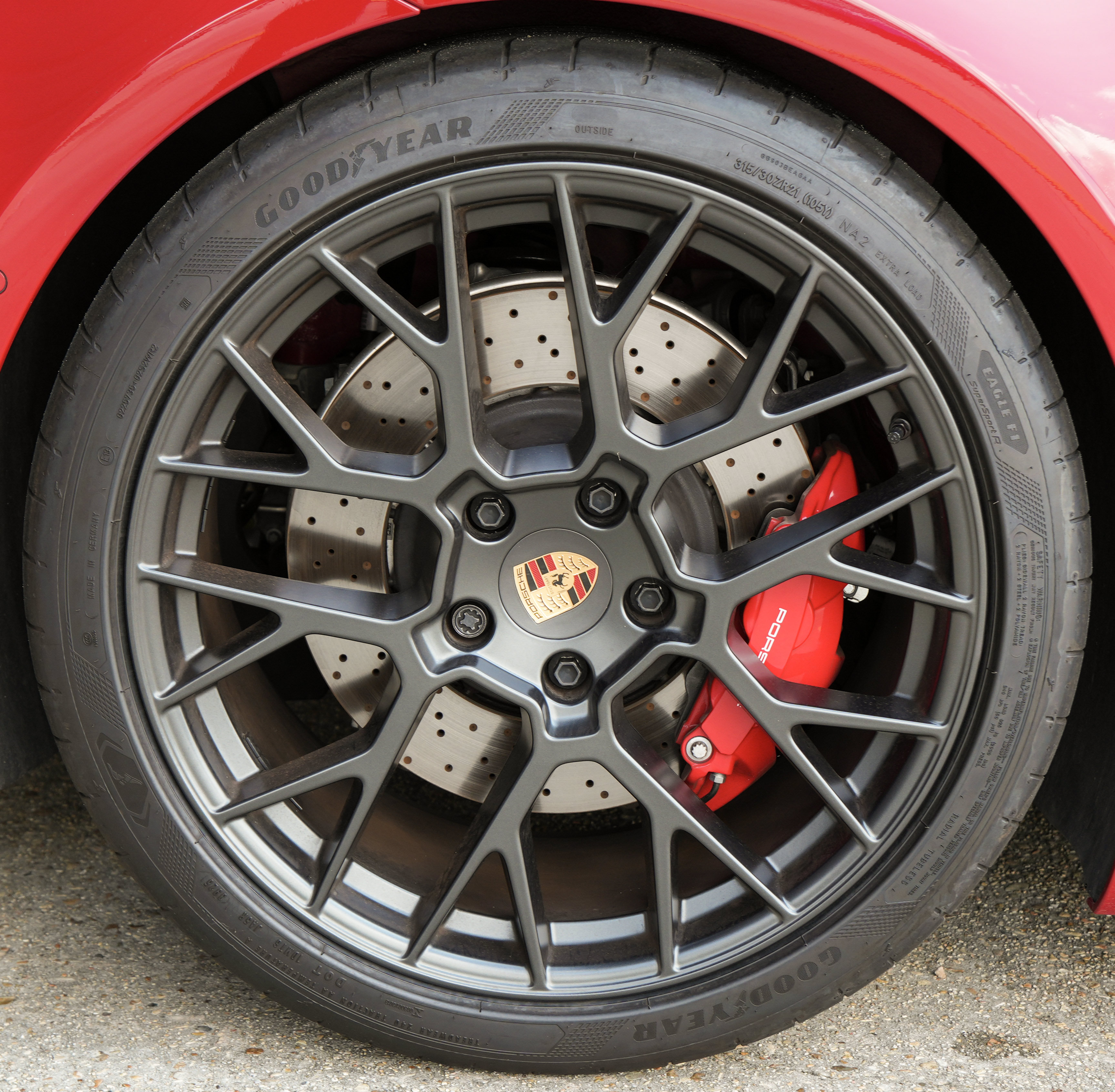 Certified 2025 Porsche 911 Carrera 4 GTS AWD/4WD image 10
