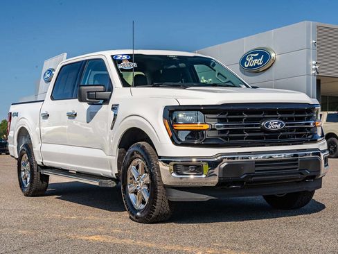 Certified 2025 Ford F150 XLT w/ Equipment Group 301A Standard AWD/4WD image 1