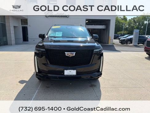 Used 2021 Cadillac Escalade Sport Platinum AWD/4WD image 5