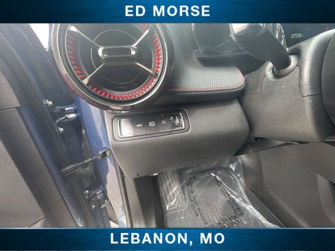 Certified 2026 Chevrolet Equinox RS w/ Safety and Technology Package AWD/4WD image 17