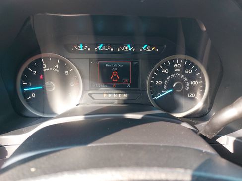 Used 2019 Ford F150 XLT w/ Equipment Group 302A Luxury AWD/4WD image 20