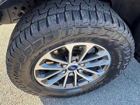 Used 2018 Ford F150 Lariat w/ Equipment Group 502A Luxury image 28