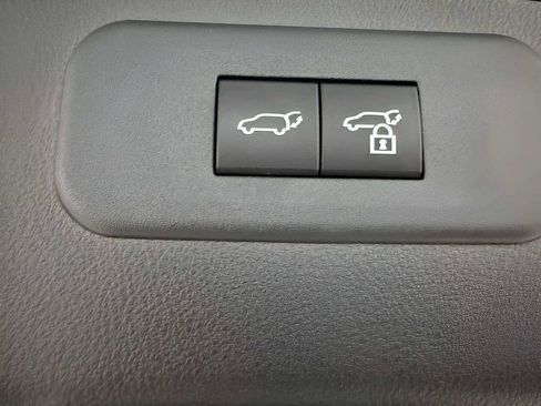 Used 2024 Lexus NX 250 FWD image 11