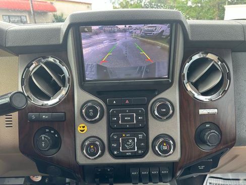 Used 2013 Ford F250 Lariat w/ Chrome Pkg AWD/4WD image 22