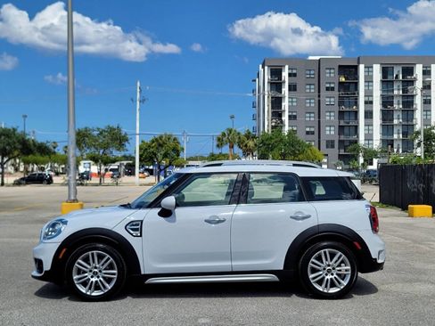 Used 2019 MINI Cooper Countryman w/ Premium Package FWD image 9