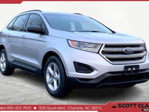 Used 2018 Ford Edge SE image 1