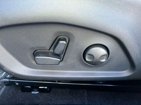 New 2026 Jeep Compass Limited image 27