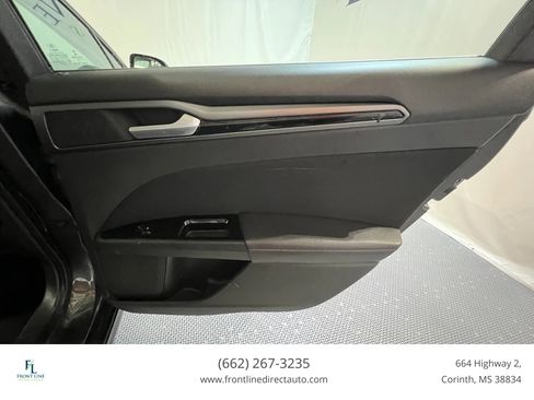 Used 2016 Ford Fusion SE FWD image 25