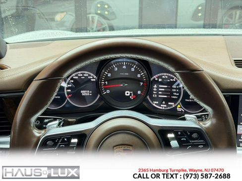 Used 2018 Porsche Panamera 4 AWD/4WD image 30