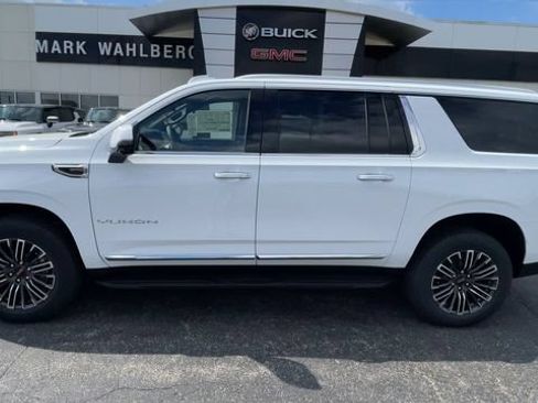 New 2026 GMC Yukon XL Elevation w/ Elevation Premium Package AWD/4WD image 7