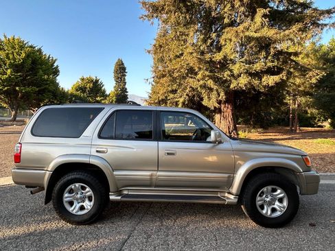 Used 2001 Toyota 4Runner Limited RWD image 14