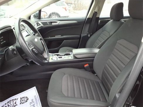 Certified 2020 Ford Fusion SE image 13