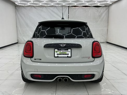 Used 2019 MINI Cooper S FWD image 10