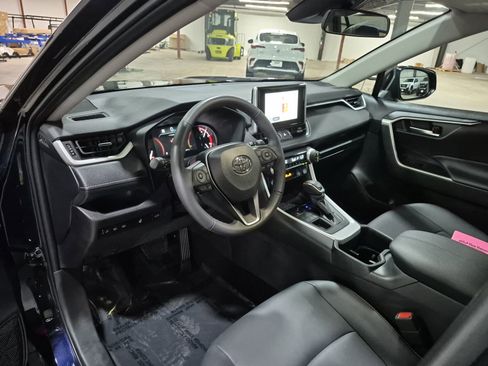 Used 2025 Toyota RAV4 XLE Premium w/ Weather Package image 11