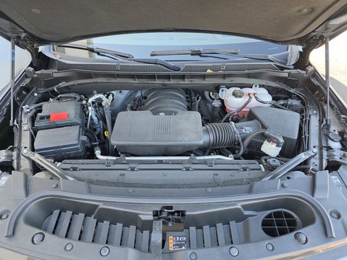 Used 2024 Chevrolet Suburban High Country w/ Advanced Technology Package image 52