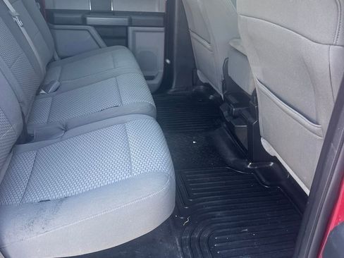 Used 2017 Ford F150 XLT AWD/4WD image 8