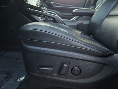 Used 2025 Kia Telluride S image 14