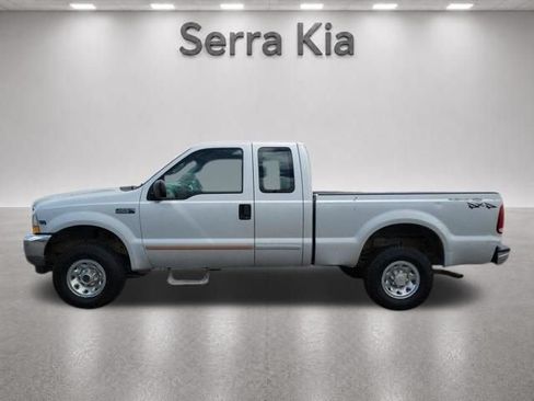 Used 2003 Ford F250 4x4 SuperCab Super Duty image 2