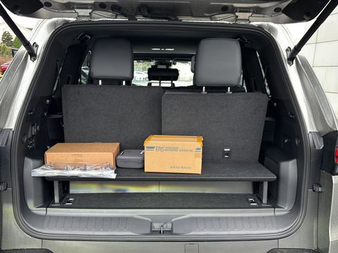 New 2026 Lexus LX 700h Luxury image 30