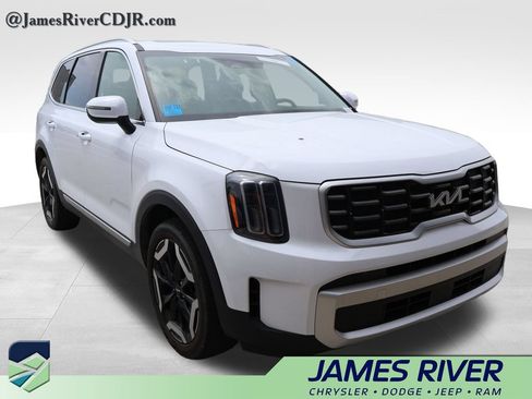 Used 2025 Kia Telluride S AWD/4WD image 7