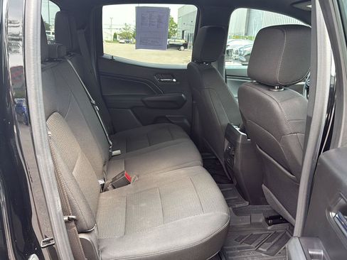Used 2024 Chevrolet Colorado LT AWD/4WD image 11