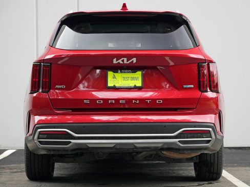 Used 2022 Kia Sorento SX w/ Panoramic Sunroof Package AWD/4WD image 10