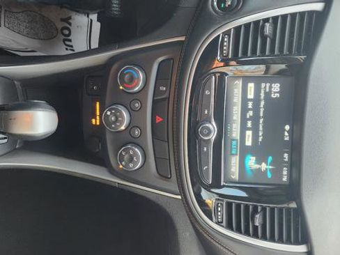 Used 2017 Chevrolet Trax LT w/ LT Convenience Package image 19